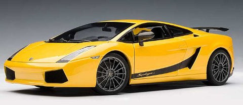 1/18 Lamborghini Gallardo Superleggera Radio Remote Control Car (Color is either yellow or orange)