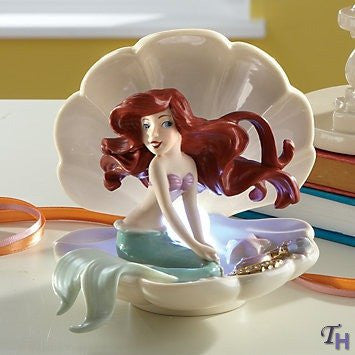 ARIELS GLEAMING TREASURE