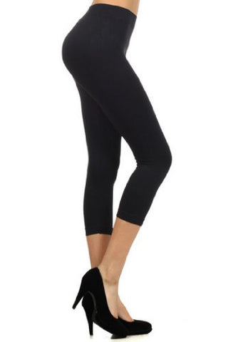 fashion MIC Women's Basic Solid Color Capri Nylon Leggings (One Size, Black)