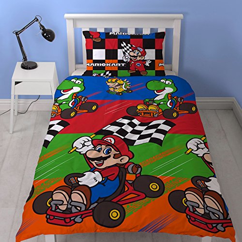 Nintendo Mario Champs Single Rotary Duvet Set (NINCMPDS001) - 135cm x 200cm (53in x 78.5in) Pillowcase size: 48cm x 74cm (19in x 29in)