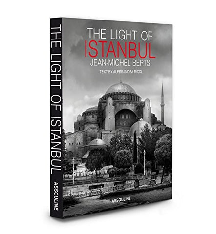 The Light of Istanbul, Hardcover