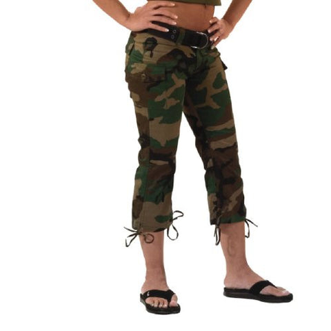 Womens Woodland Camo Capri Pants - Size 17-18