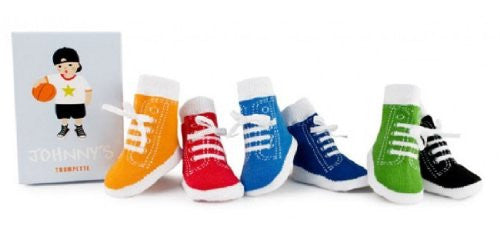 Toddler Johnny's 6 pairs