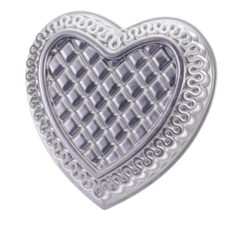QUILTED HEART PAN