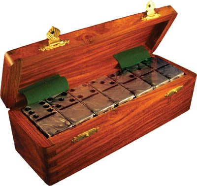 SILVER DOUBLE SIX DOMINOES   Professional Size( 2” x 1” x ½”)
54 x 28 x 12 mm  IN A WOOD BOX