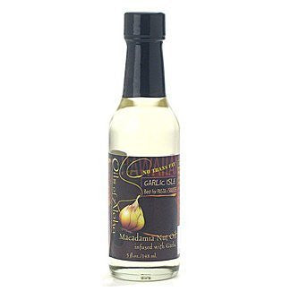 Garlic Isle Macadamia Oil (5 oz.)