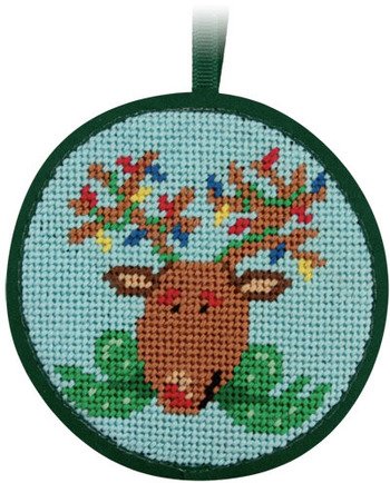 7002 Reindeer Stitch-Ups Christmas Ornaments (4" Round)