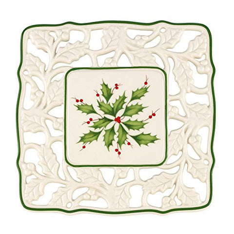 HOLIDAY PIERCED TRIVET
