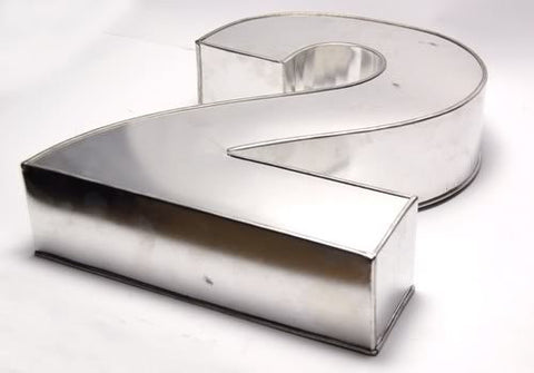 Small Number Two Cake Tin 10" x8" x2.5" (approximate)