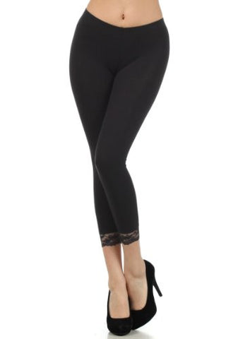 Imagenation / Fina Fina, Capri leggings with lace trim, Black, Large