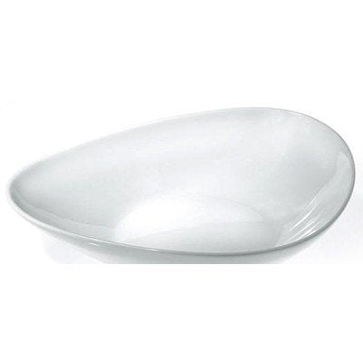 Soup bowl in white porcelain, 8¼ x 7 in.