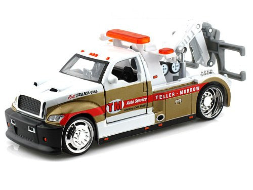 Maisto Son of Anarchy - Teller Morrow Tow Truck (1/24 scale diecast model car, White)