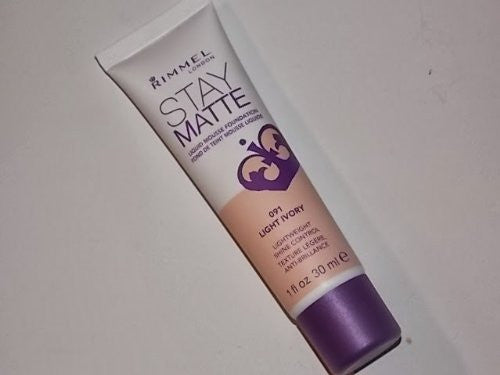 Stay Matte Foundation, Light Ivory