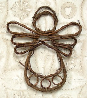 Grapevine Angel, 9"