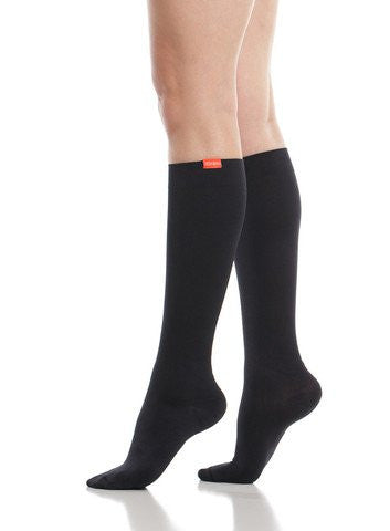 Solid: Black, MW Nylon Women's M