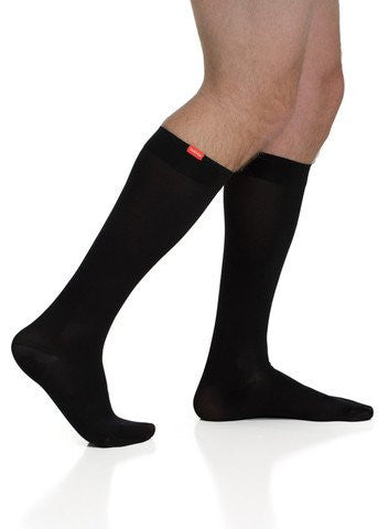 Solid: Black, MW Nylon Men's L