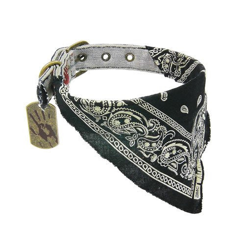 The Walking Dead Pet Collection: Daryl Collar with Bandana, Medium